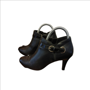 Bandolino Carden Leather Booties Size 6.5